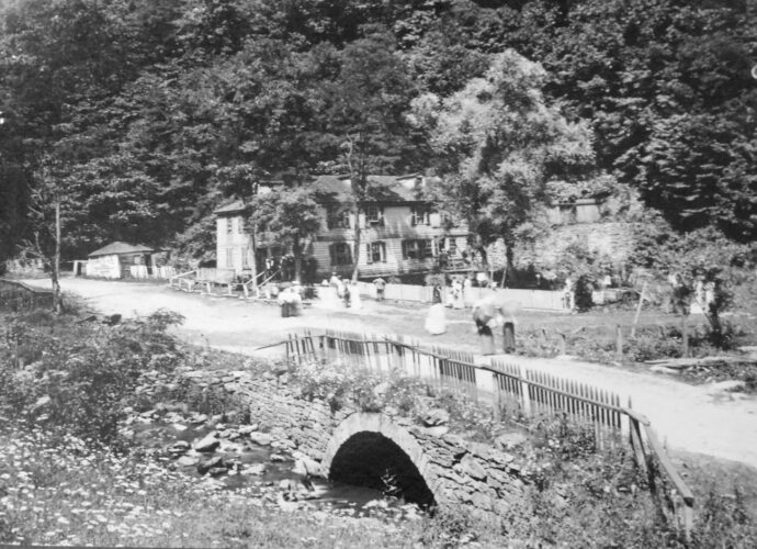 YesteryearFountain Inn News, Sports, Jobs Altoona Mirror